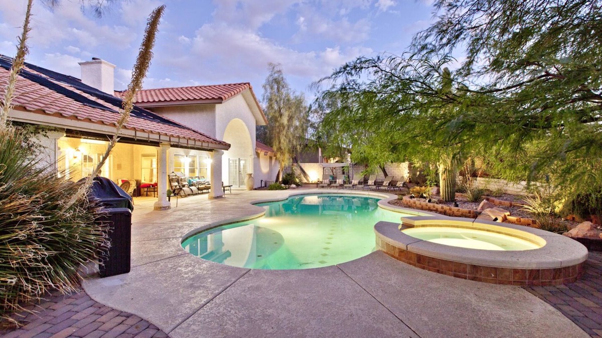 Canyon Gate House | Luxurious Vegas Retreat: 4BR Paradise with Pool & Game Room for Large Groups