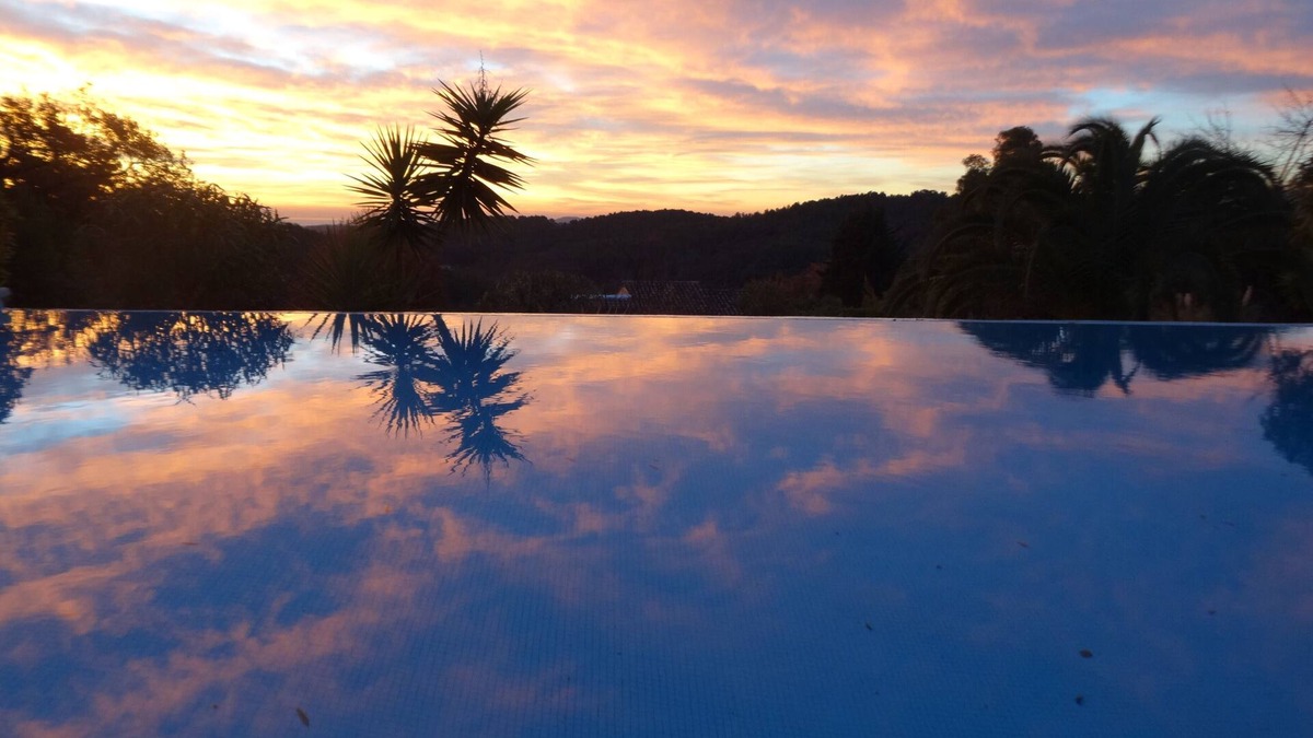 La Grand-Chile Villa | LUXURIOUS VILLA A/C. GORGEOUS SEA & GREENERY VIEW . HUGE POOL. NOT OVERLOOKED