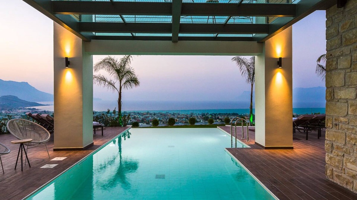 Kissamos Villa | Luxurious villa Emilia with amazing view