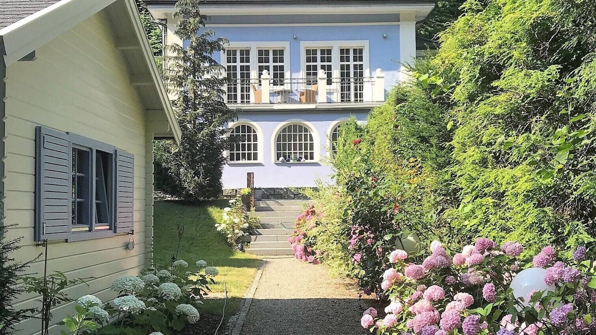 Freiburg im Breisgau Villa | LUXURIOUS VILLA IN FREIBURG
