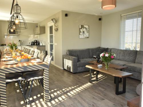 Schoorldam Villa | Luxurious Villa in Schoorl with Garden