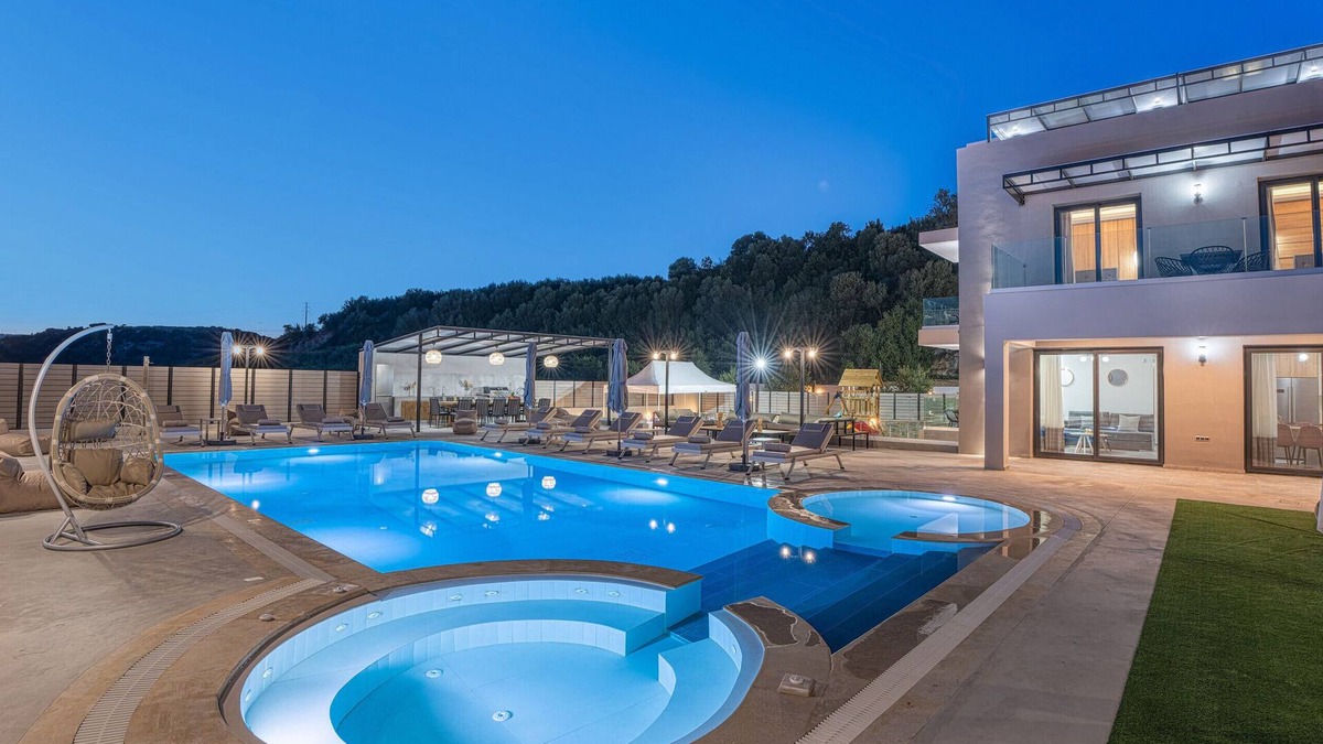 Roumeli Villa | Luxurious Villa Micha - With 150m² Pool