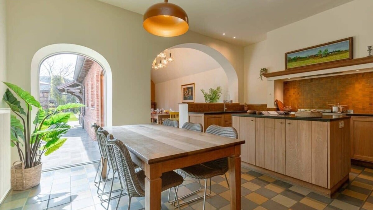 Wingene House | Luxurious Villa with Garden in Wingene