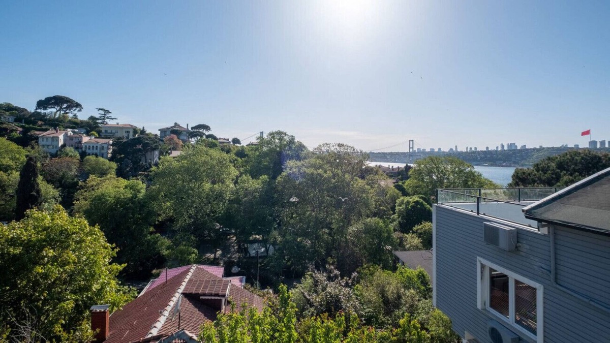 Cengelkoy Mahallesi Villa | Luxurious Villa with Bosphorus View in Cengelkoy