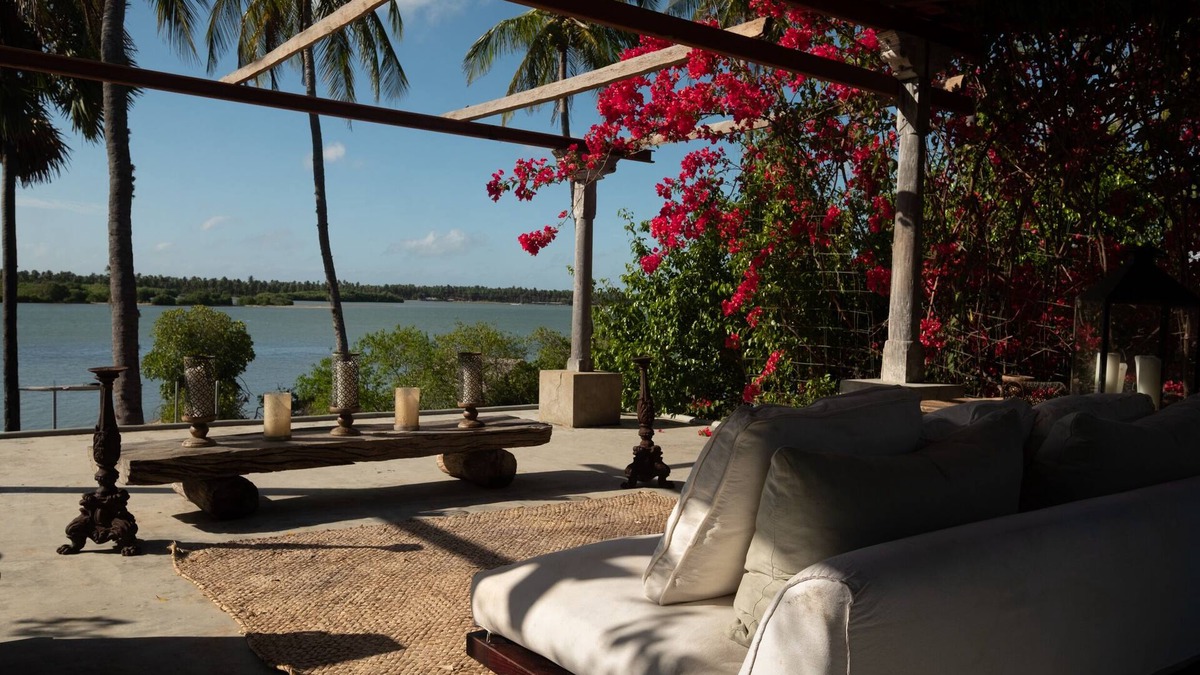 Kalpitiya Villa | Luxurious Villas by the Lagoon. Surrounded by Lush Greenery