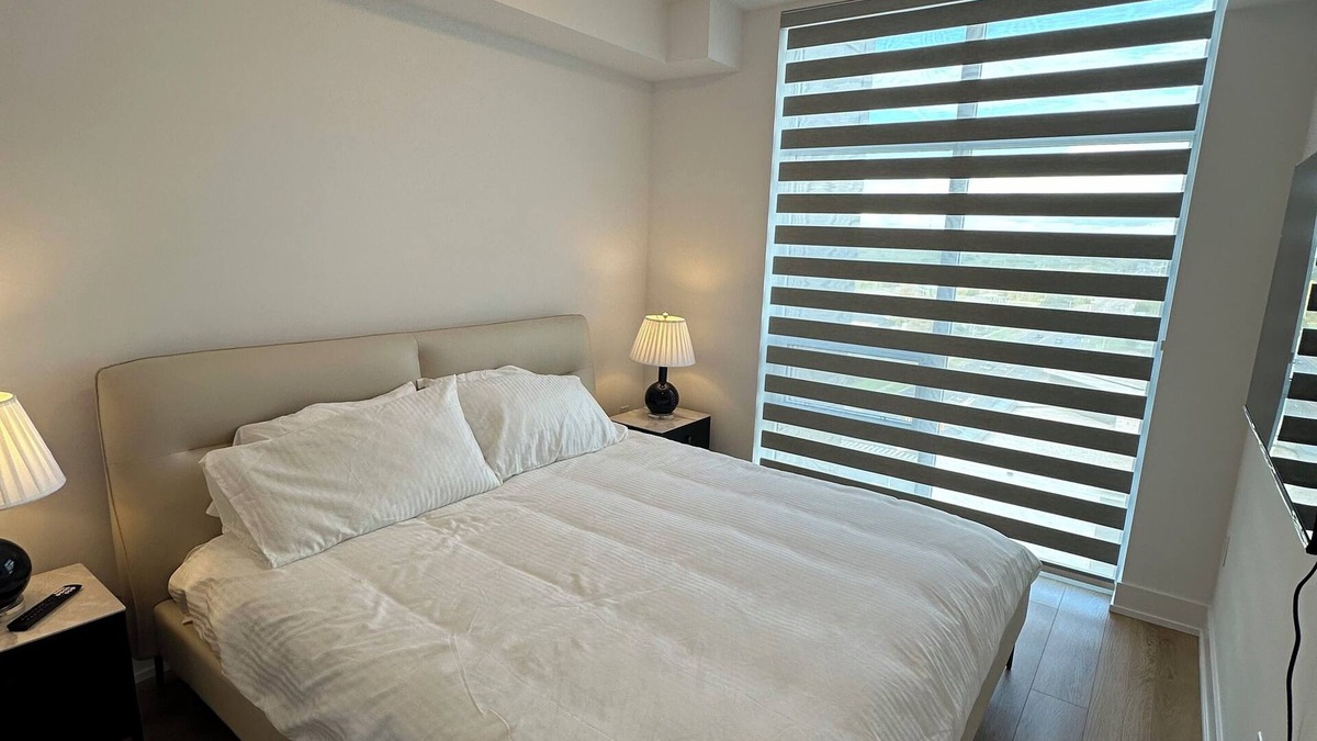 Watertown Condo | Luxurious Waterdown Condo