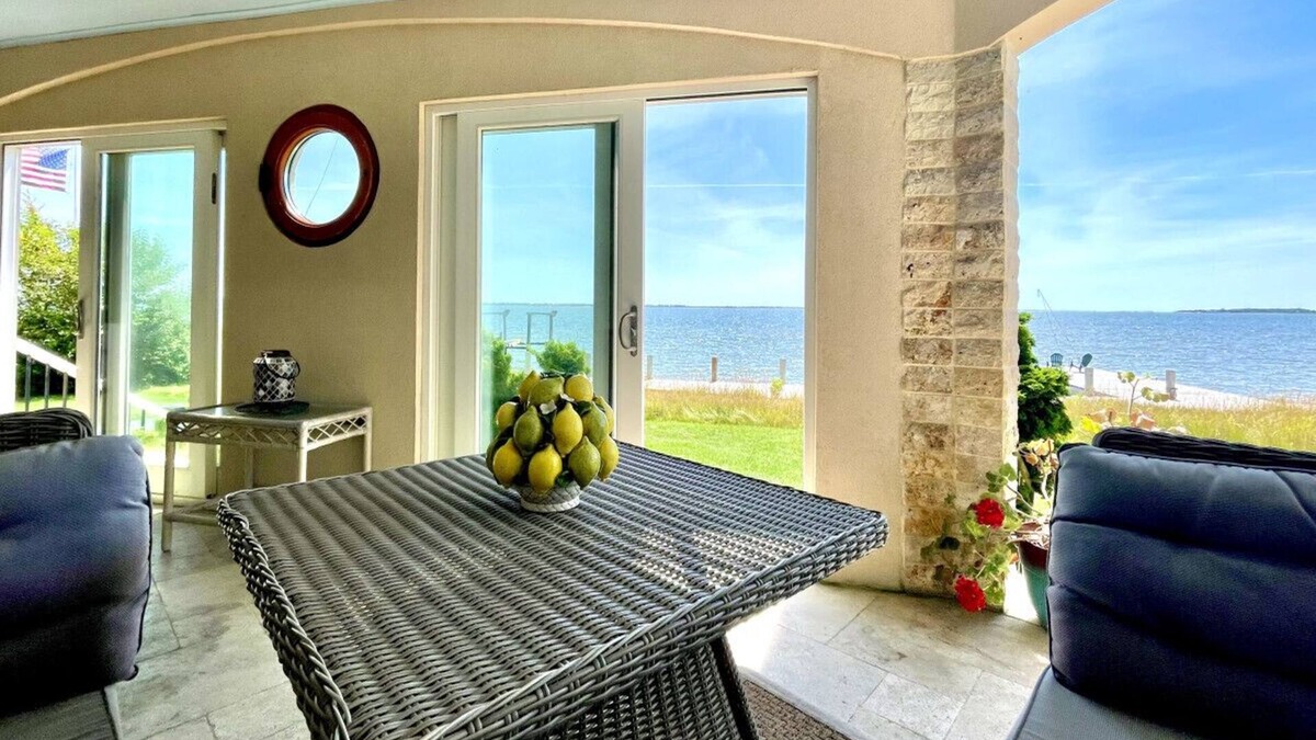 Remsenburg Condo | Luxurious Waterfront Retreat: Unwind in Hamptons Paradise