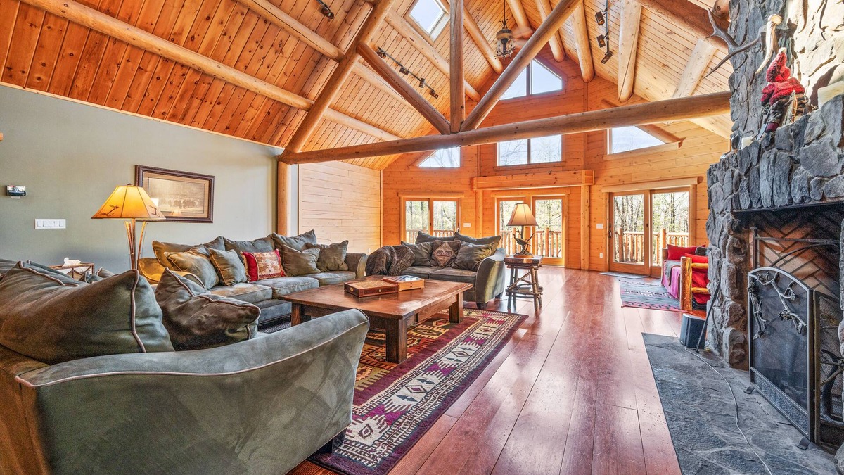 Bearsville House | Luxurious Woodstock Home Rental Catskill Mountains Views & Private Retreat