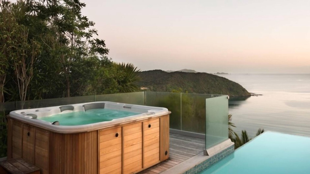 Russell Villa | Luxuriously appointed 5 star holiday home