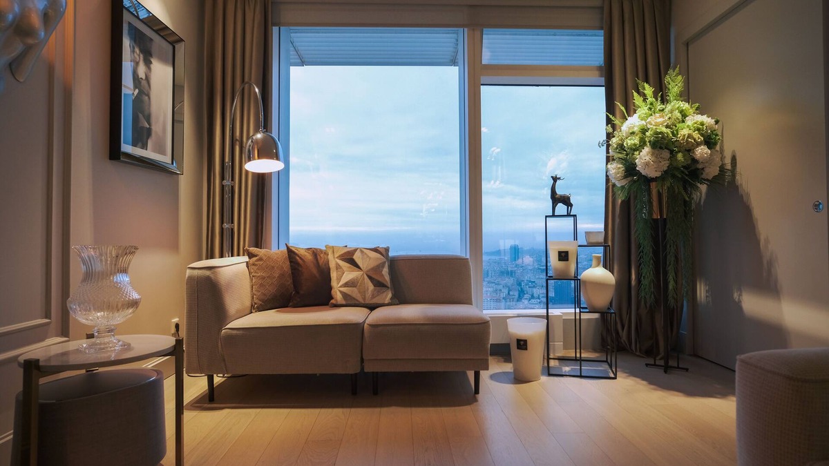 Sisli Apartment | LUXURIOUSLY FURNISHED, UNIQUELY DECORATED,WITH A BOSPHORUS VIEW, 1+1 APARTMENT.