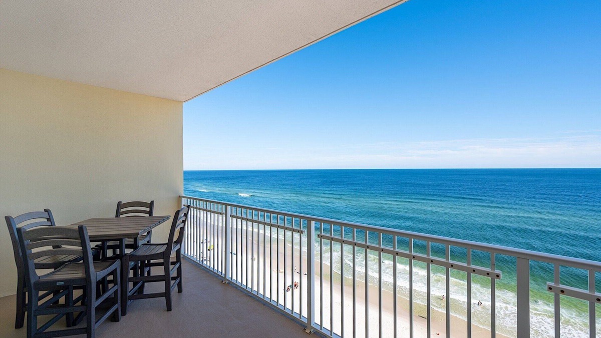 Ono Island Condo | Luxuriously renovated! 2BR/2BA Western Sunset Corner+2 King Beds! Sleeps 6.