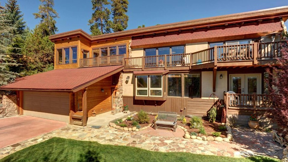 Dillon House | Luxuriously Rustic Home with Lake Views, Private Hot Tub