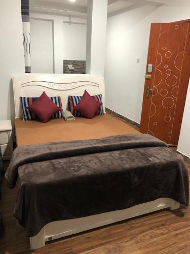 Boralesgamuwa Apartment | Luxury 1 Bed Room Suite