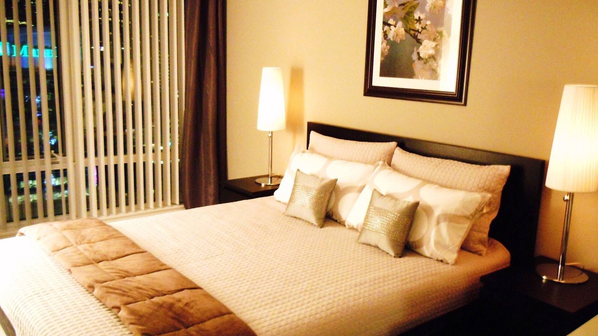 Downtown Toronto Condo | Luxury 1 Bedroom Condo in the Heart of Downtown Toronto