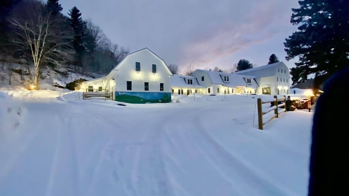Wilmington House | Luxury 1 Bedroom Lodge Unit 301