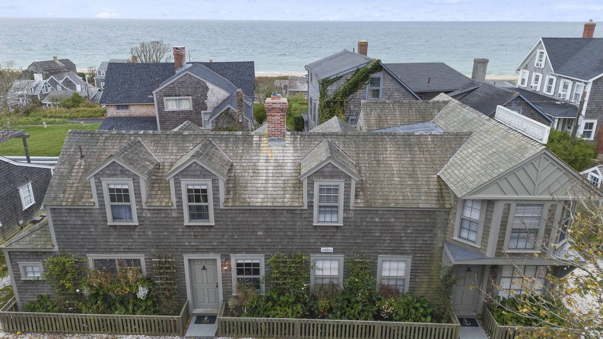 Siasconset Condo | Luxury 1-Bedroom Residence in Sconset Village. Steps to Beach and Bluff Walk.