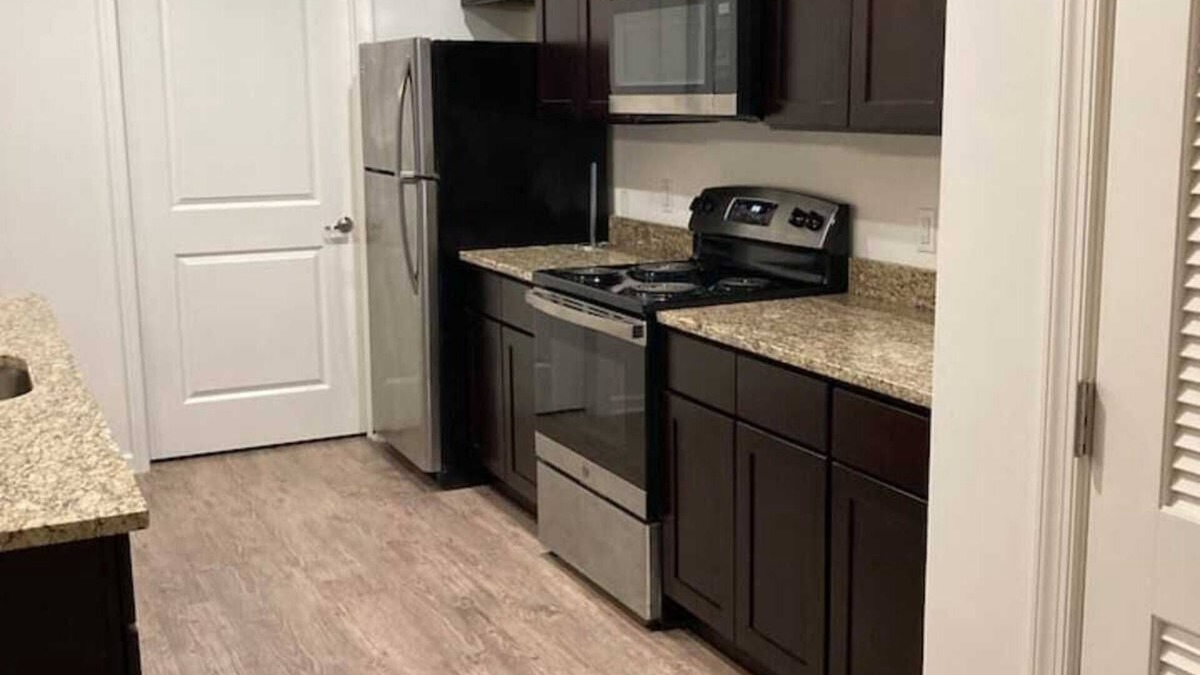 Neptune City Apartment | Luxury 1 br 10 minutes from 5 of the top beaches!