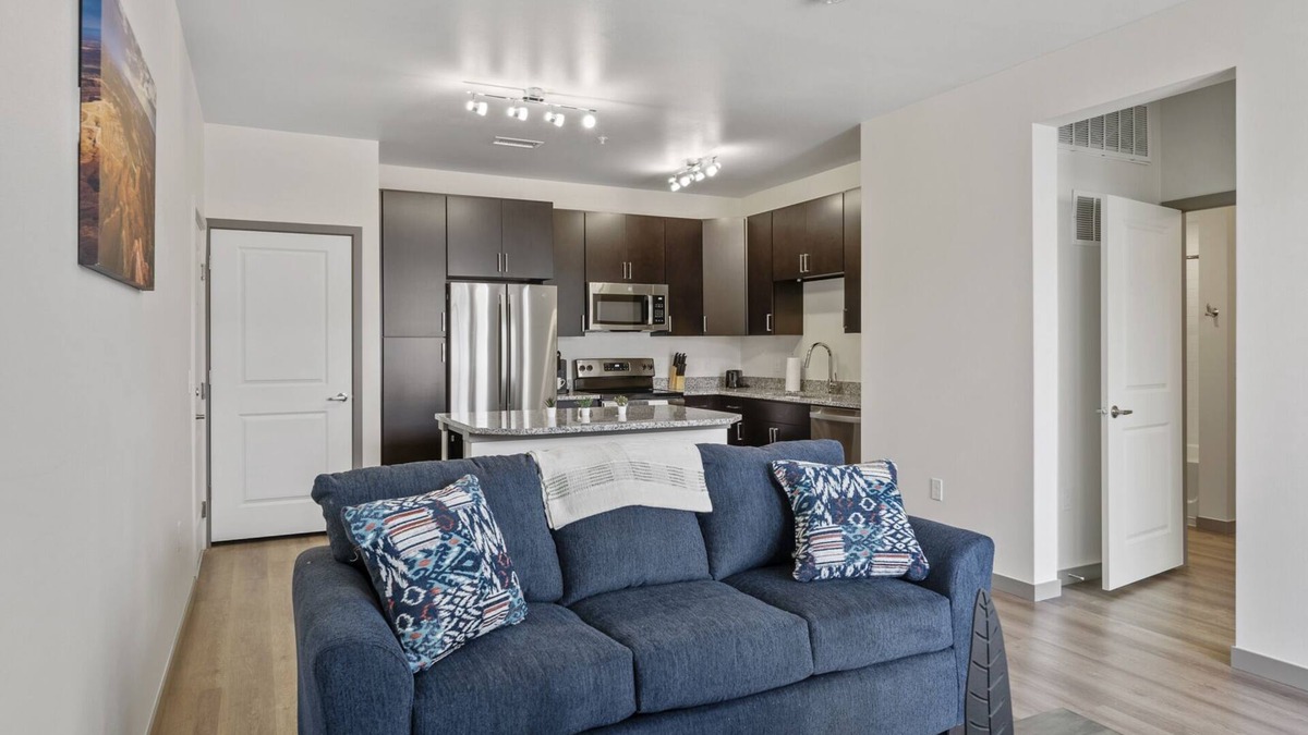 Broomfield Apartment | Luxury 1BR Near UCHealth