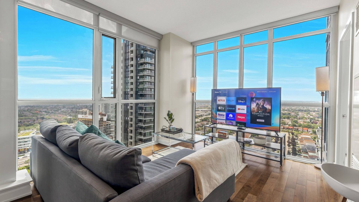 Downtown Mississauga Condo | Luxury 2.5 Bedroom 2 Bathroom 1 Parking Spot Near SQ1 Condo Breathtaking Views!