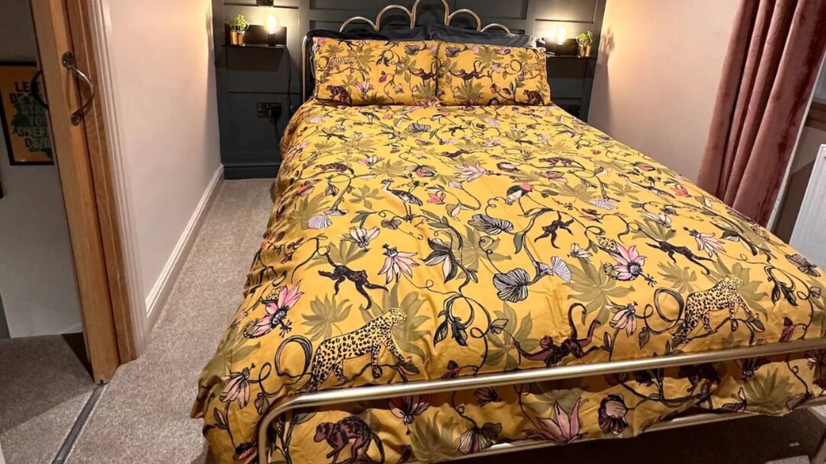 Melbourne House | Luxury 2 bed cottage in the centre of Melbourne