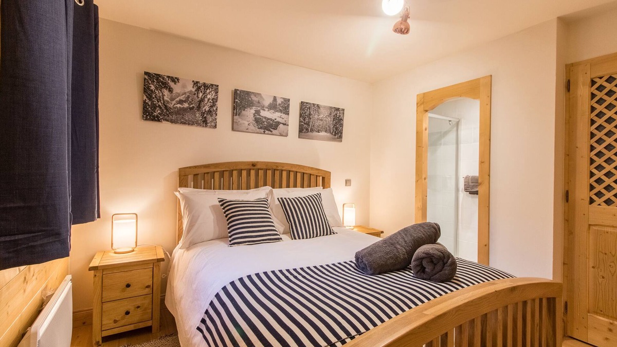 Samoens Apartment | Luxury 2-bedroom Apartment & Residents’ Pool, Samoëns, Grand Massif