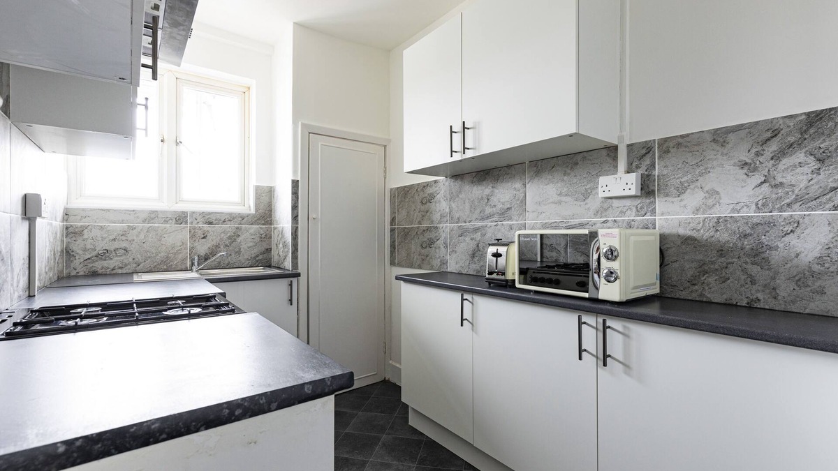 South Acton Apartment | Luxury 2 Bedroom Apartment In Acton London