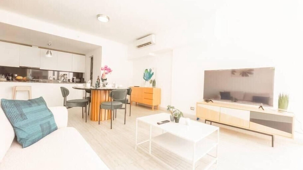 San Francisco Apartment | Luxury 2 bedroom apt free parking and Pool