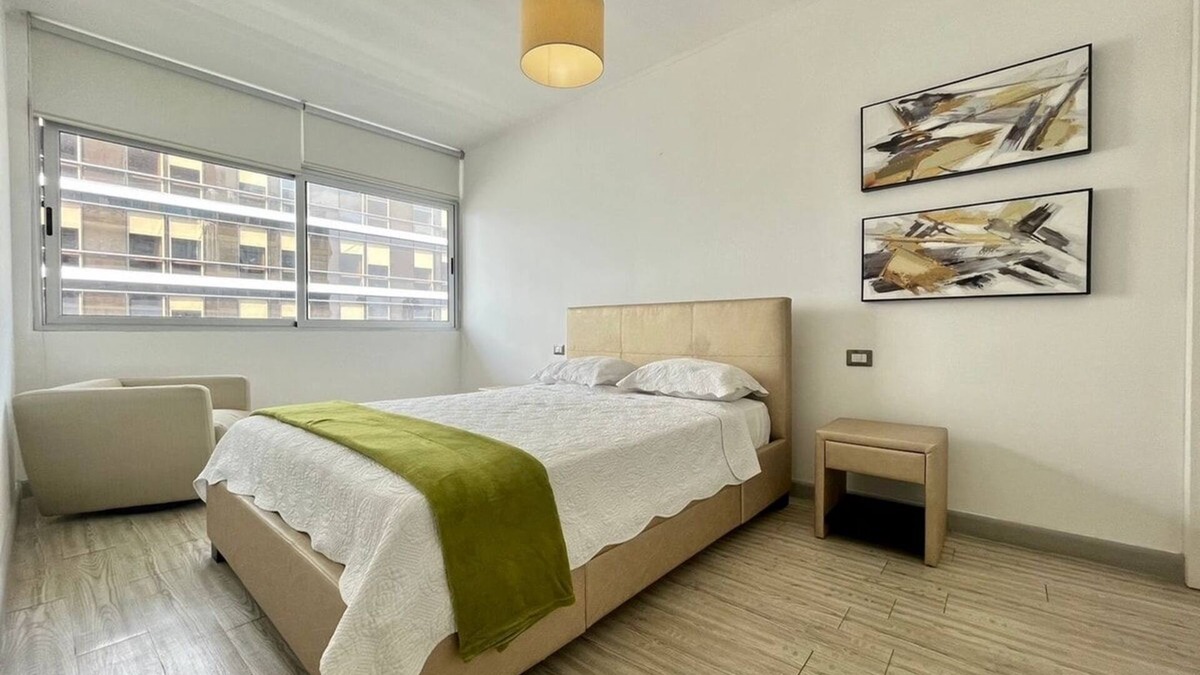San Francisco Apartment | Luxury 2 bedroom apt free parking and Pool