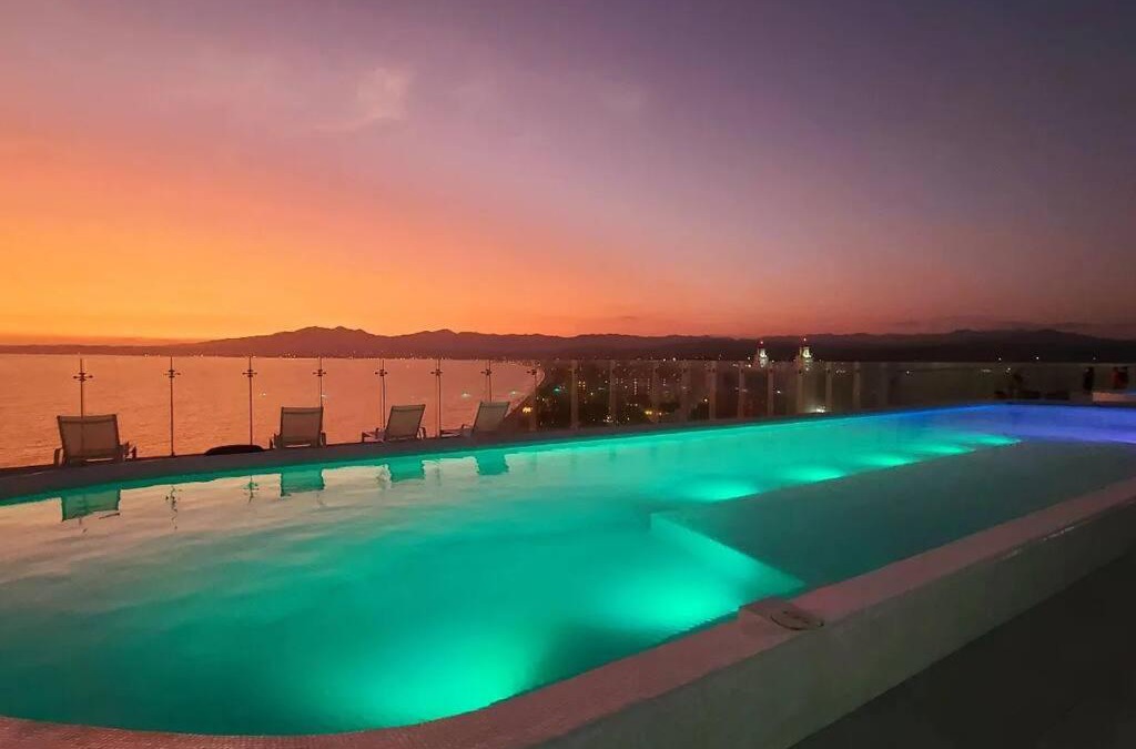 Flamingos Apartment | Luxury 2 bedroom beach front at Nuevo Vallarta