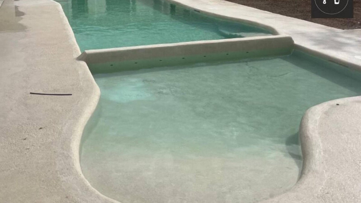 Soria Villa | Luxury 2-bedroom villa. swimming-pool and private garden. WiFi. Soria. ADULTS.