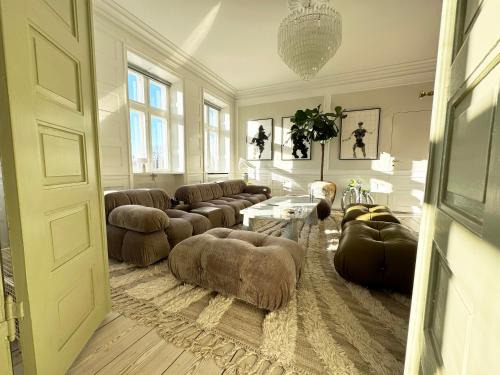 Copenhagen K Apartment | Luxury 260 sqm with 4BR overlooking Kings Garden