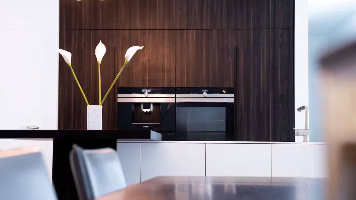 Neudorf-Weimershof Apartment | Luxury 2BD Apartment w/Parking & Terrace