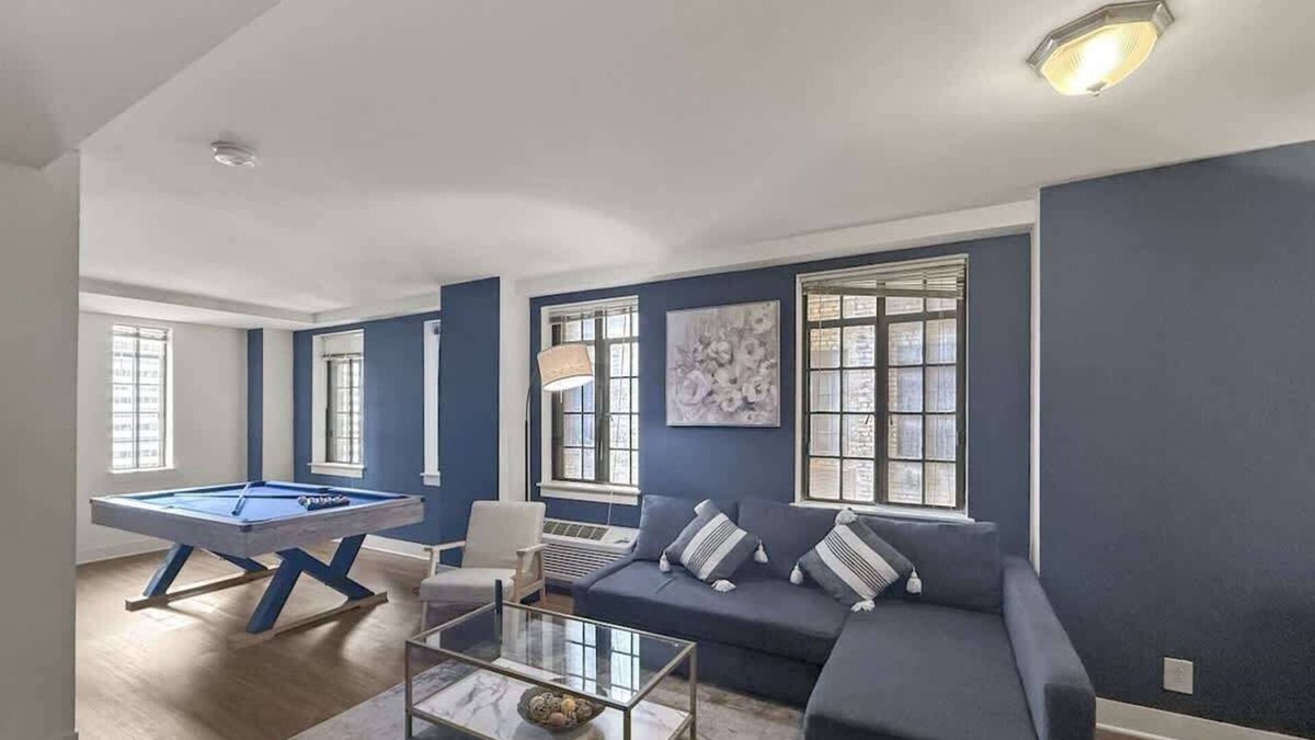 Center City Apartment | Luxury 2BD | Center City | 4 Beds | By JFK plaza