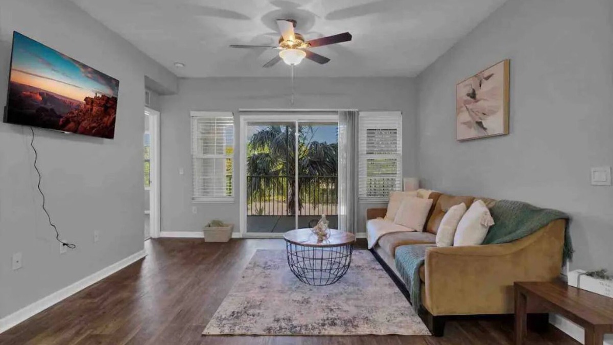 Ocoee Apartment | Luxury 2BDR/Gated/Resort Style Pool/Gym/FastWifi
