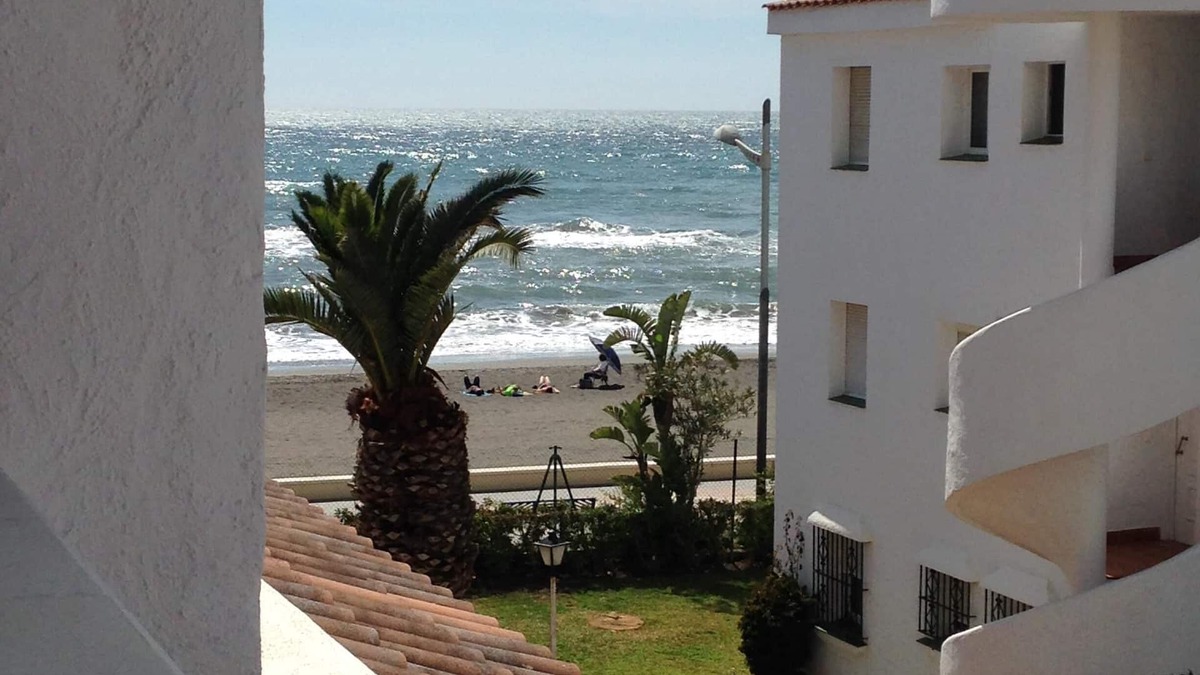 Torrox Costa Apartment | Luxury 3 bed apartment, on sea front, sleeps 6
