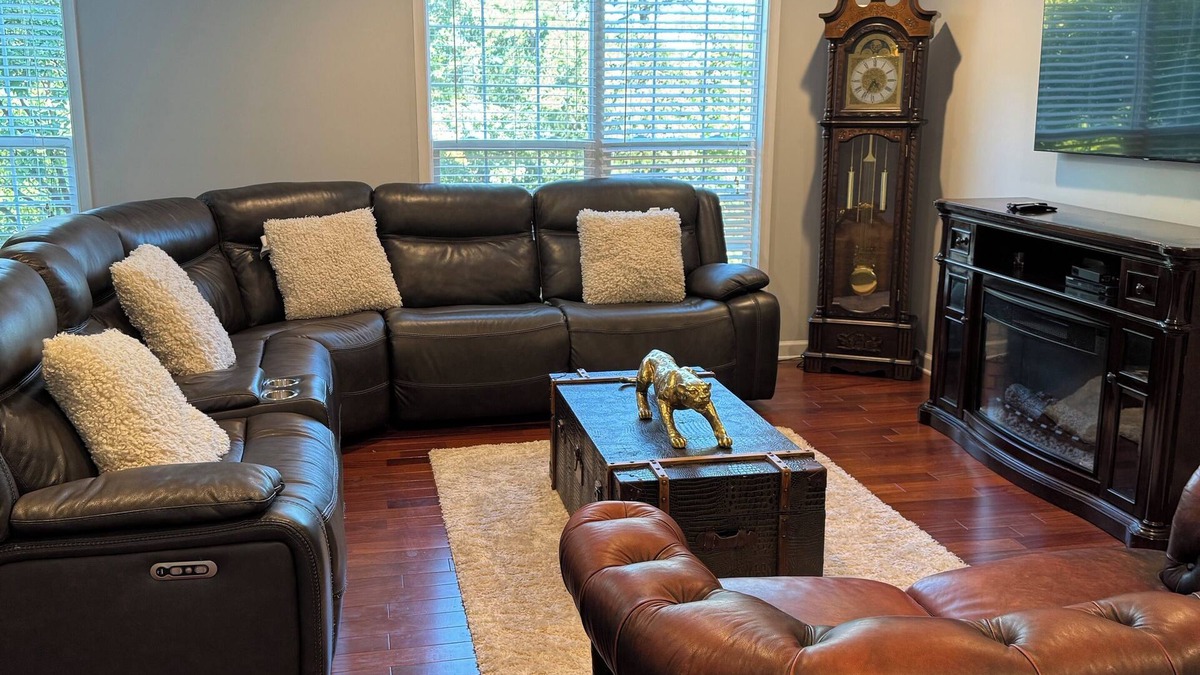 Ferndale House | Luxury 3-bed Townhome W/Modern finishes & Easy access to Baltimore &Annapolis.