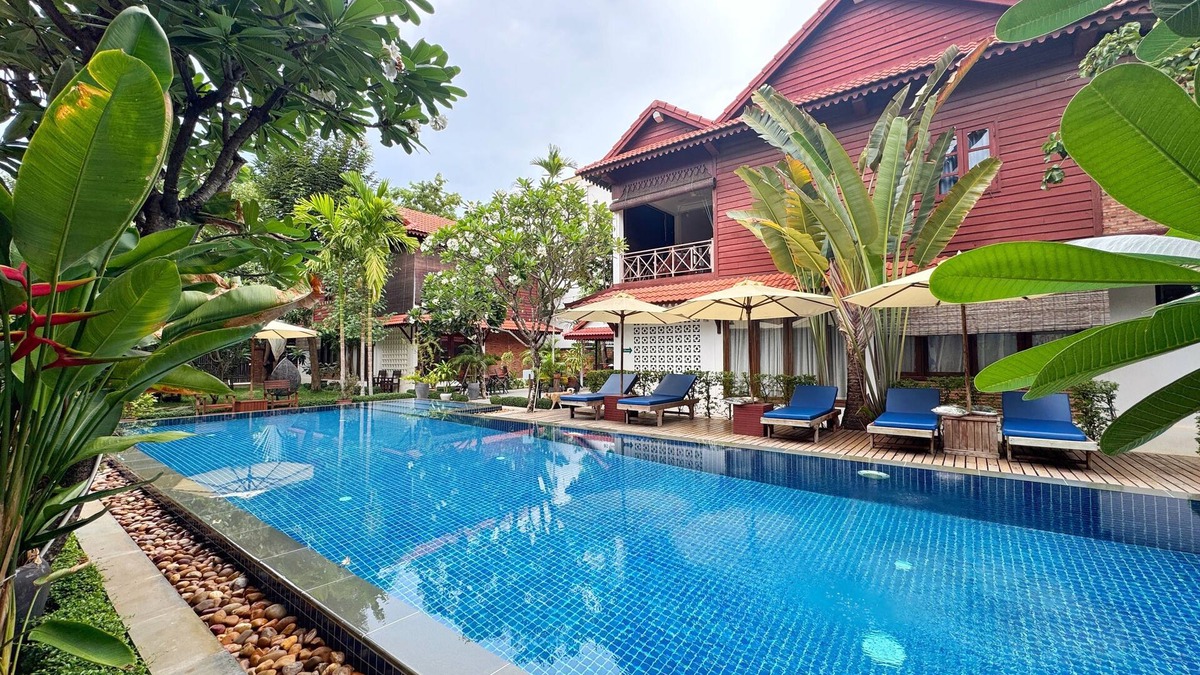 Siem Reap Villa | Luxury 3-bedroom villa with AC- Share Swimming Pool-Siem Reap Angkor