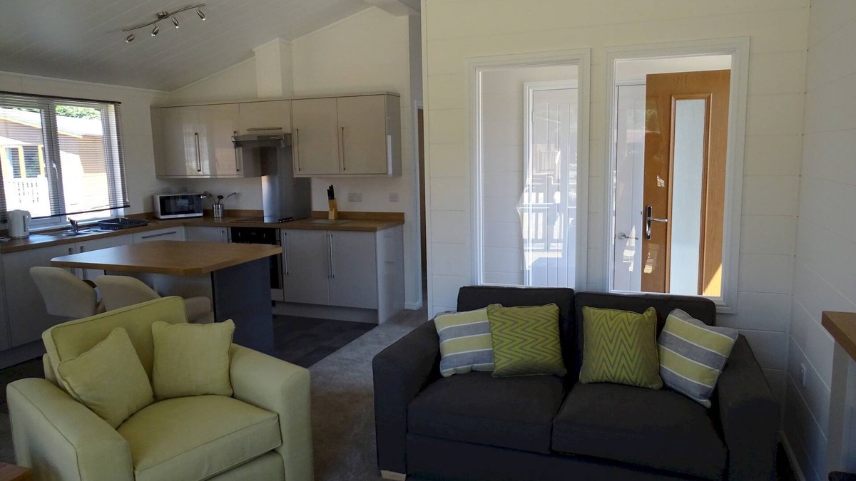 King's Lynn House | Luxury 3 Bedroom Lodge (sleeps 6)