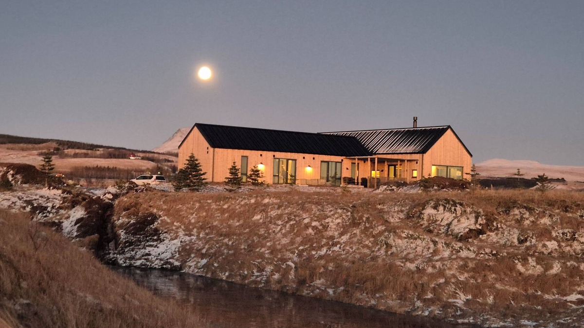 Hvolsvollur House | Luxury 3-bedroom Villa with exceptional view