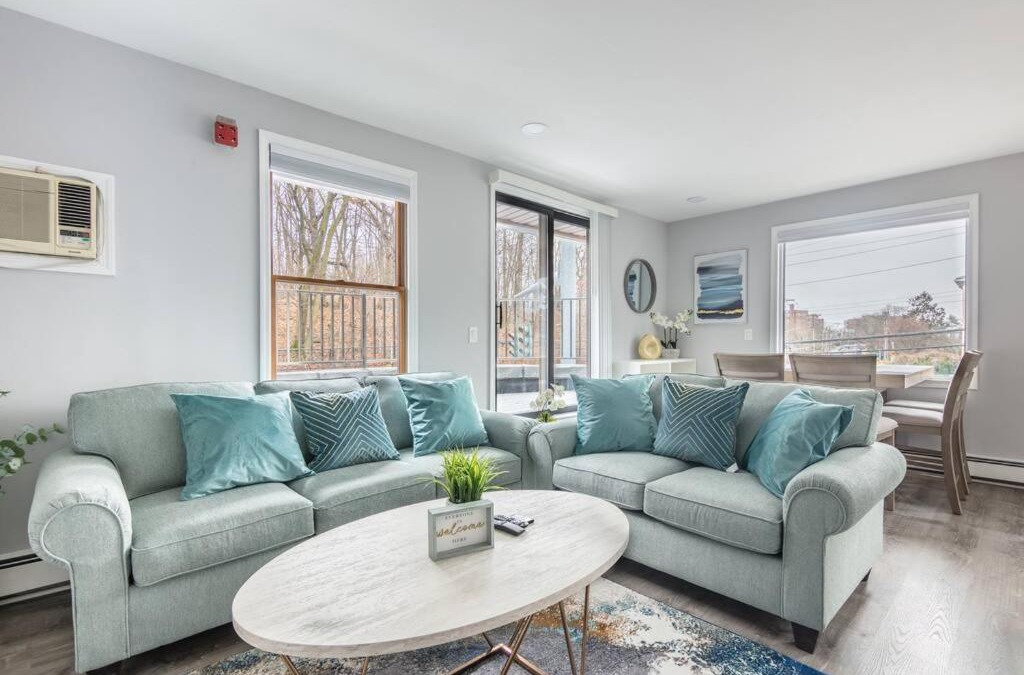 New Rochelle Apartment | Luxury 3Bed Private Apartment Near Manhattan