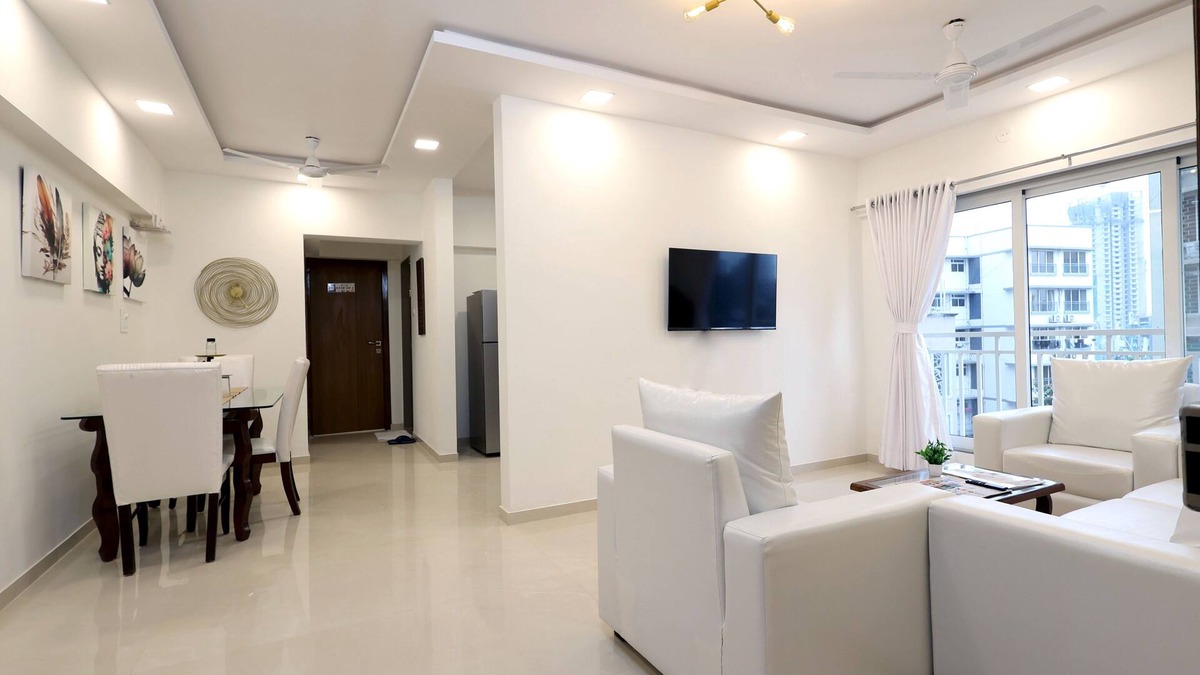 Borivali East Apartment | Luxury 3BHK Apartment For Business Traveller