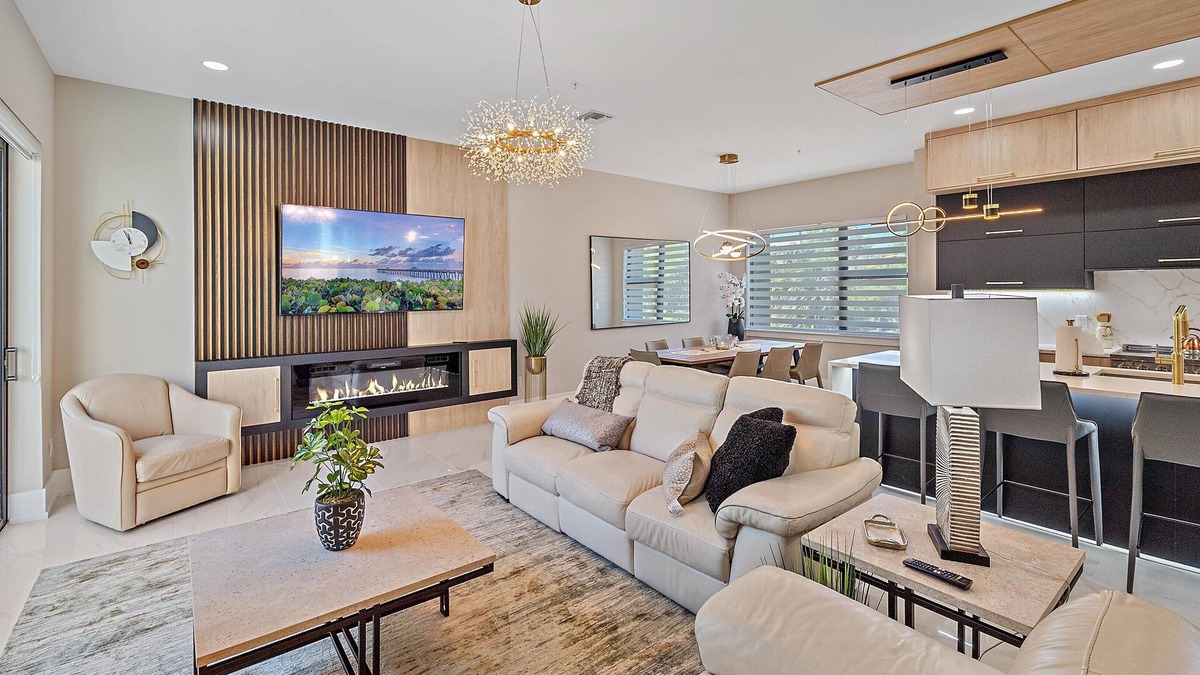 Downtown House | Luxury 3BR Townhouse w/Elevator & Rooftop | Walk to Downtown