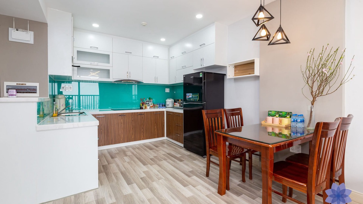 Phu Nhuan Apartment | Luxury 3Brs Apartment With Free Pick-Up Airport, Free Gym & Pool