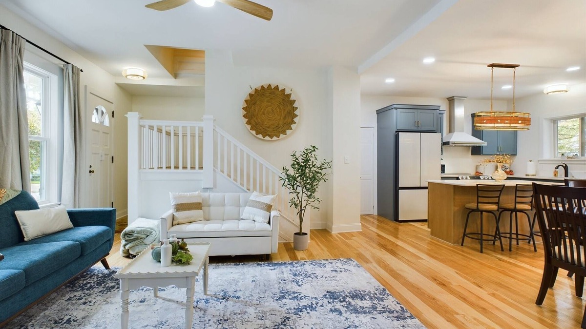 Olean House | Luxury 4-Bed Full Home with Deck
