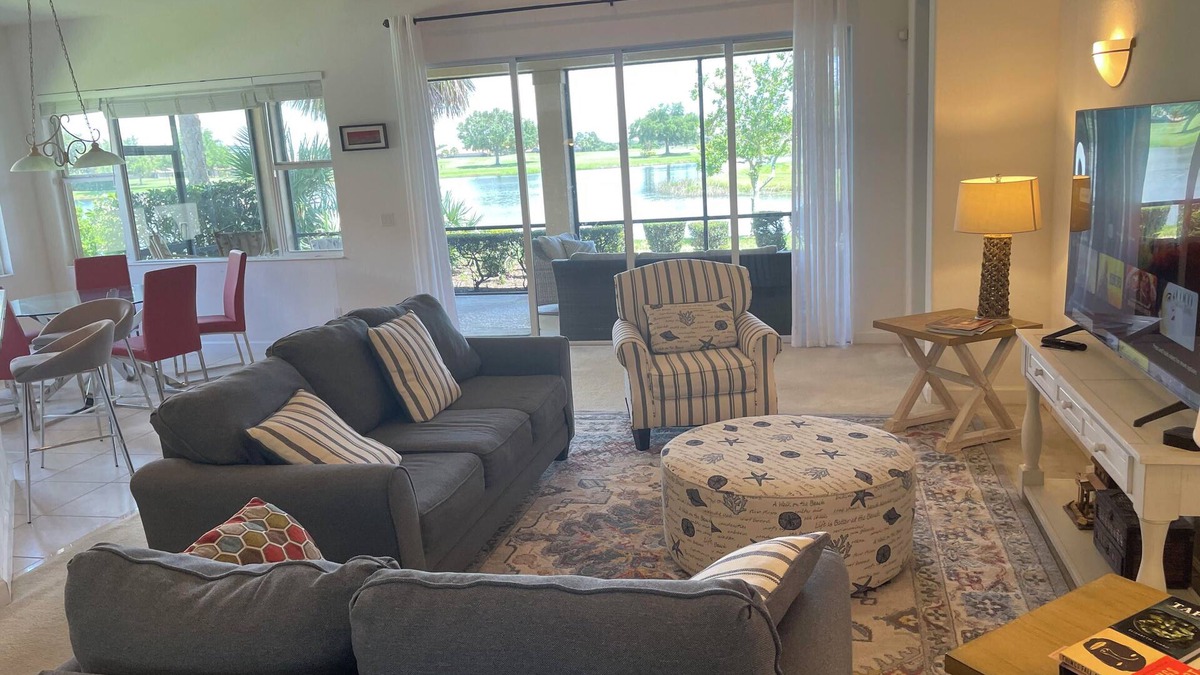 Nokomis House | Luxury 4-bedroom house in Venice, at the fantastic Venetian Golf and River Club