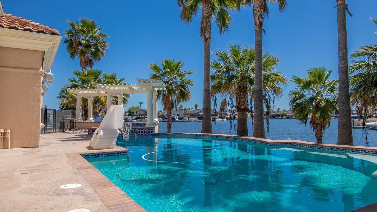 Discovery Bay House | Luxury 4 Bedroom 3.5 Bath Home with Pool and Spa on the Discovery Bay Delta