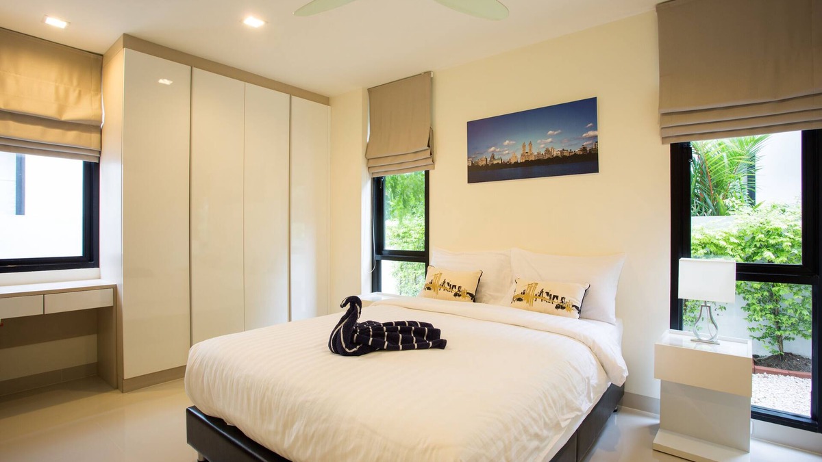 Laguna Villa | Luxury 4 Bedroom Villa in Laguna Park