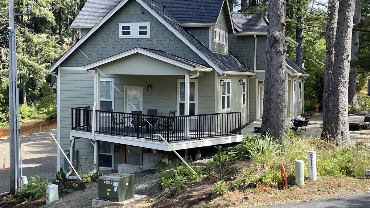 Neskowin Apartment | Luxury 4 Bedrooms House in Neskowin South Beach.