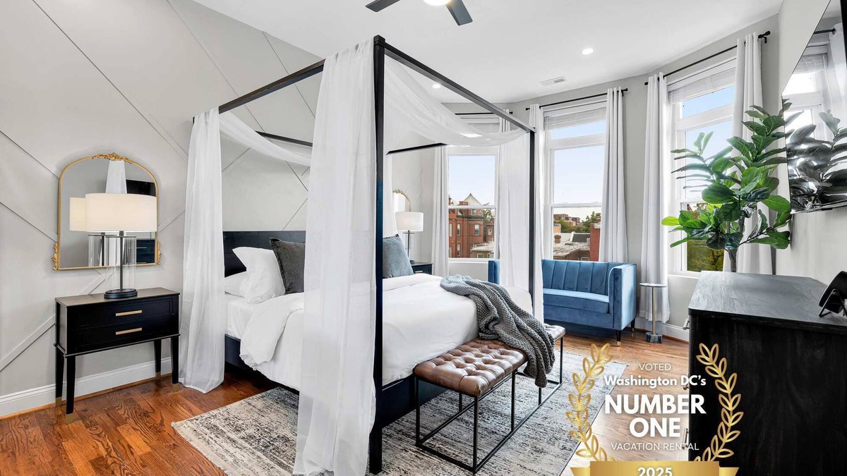 Columbia Heights Apartment | Luxury 4-BR+Parking | Heart of DC | Steps to Metro