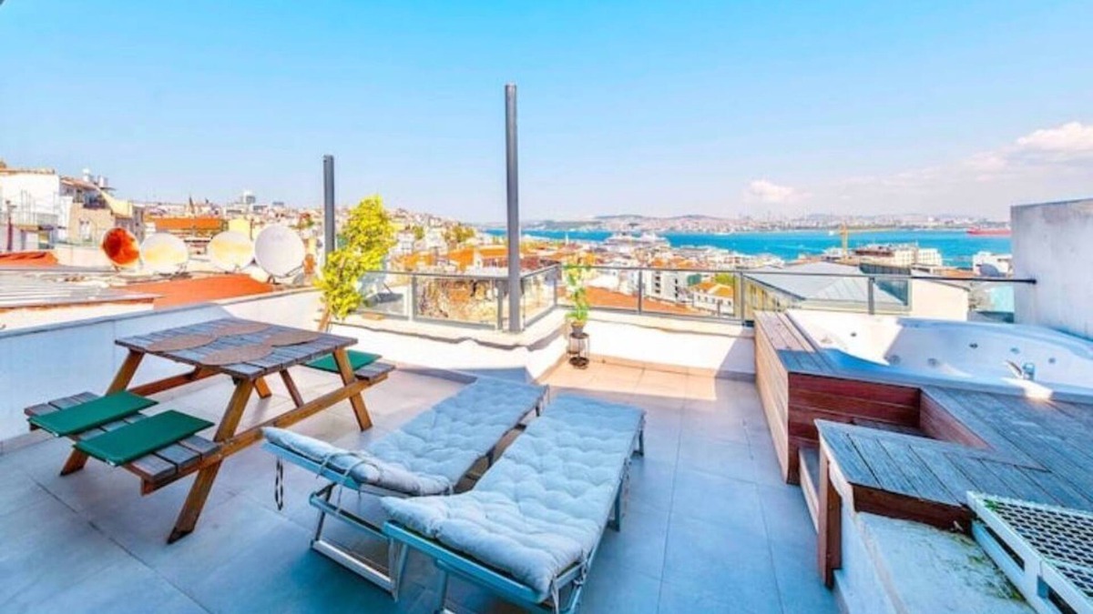 Galata Apartment | Luxury 4 BR with Seaview, Private Terrace & Jacuzzi